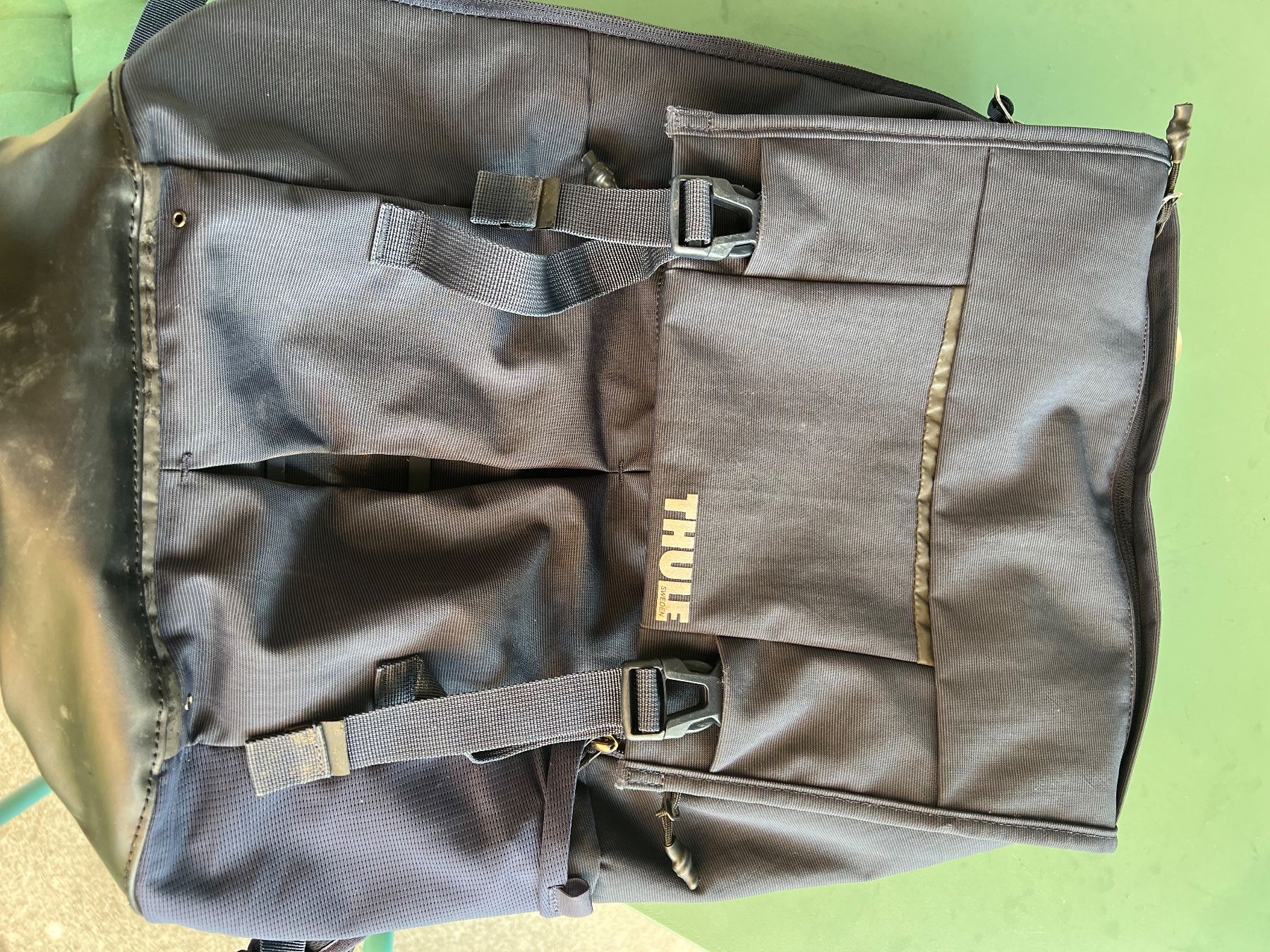 Sacs à dos: THULE Rucksack mit Laptopfach – D'occasion à Grüningen par Snifff 1