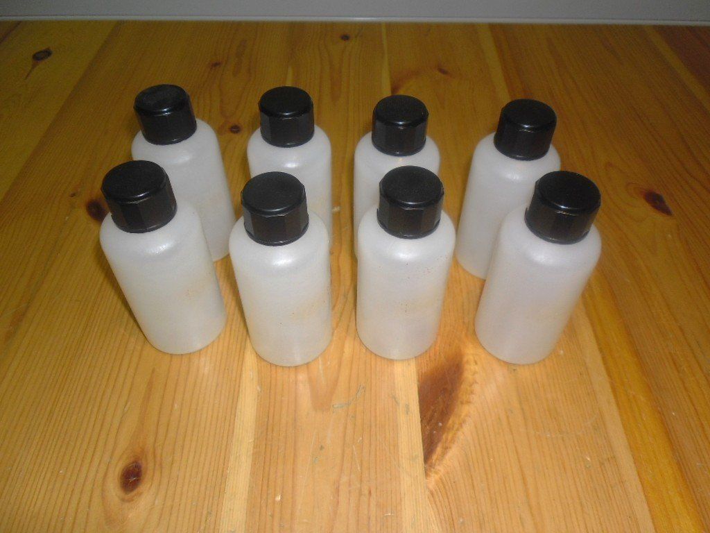 Altro in Stoviglie & Bicchieri: 8 Stk. - Kunststoff-Fläschchen , 100ml – Nuovo (secondo la descrizione) da Büren SO venduto da omsa