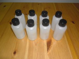 8 Stk. - Kunststoff-Fläschchen , 100ml