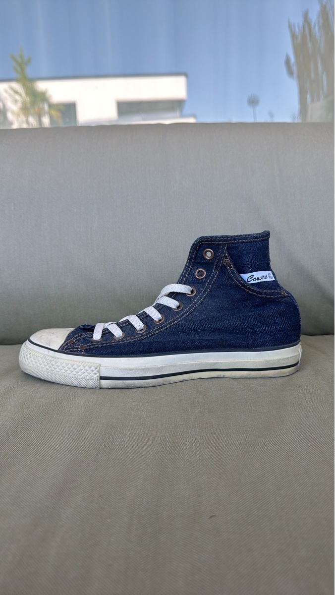 Converse Scarpe da uomo: Converse All Star High-Top Sneakers - Stylish & Comfortable! – Usato da Berneck venduto da E_ZLK