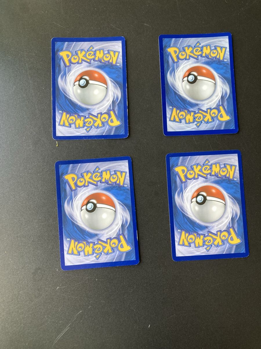 Pokémon Carte collezionabili: 4 Pokémon Karten🔥 – Usato da Uznach venduto da galadriel2009 2