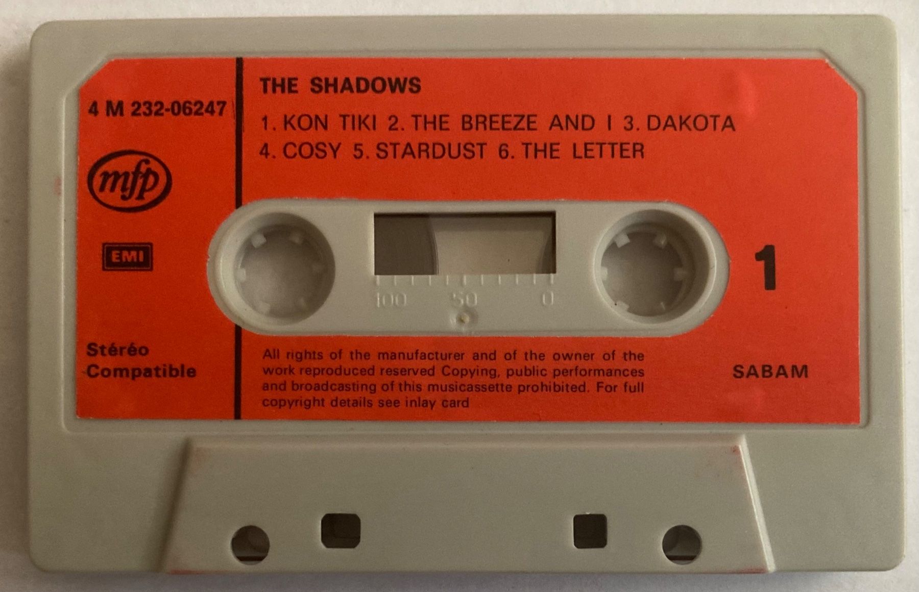 Cassettes audio: THE SHADOWS - VOL: 3 – D'occasion à Poliez-Pittet par Newtown-Records 2