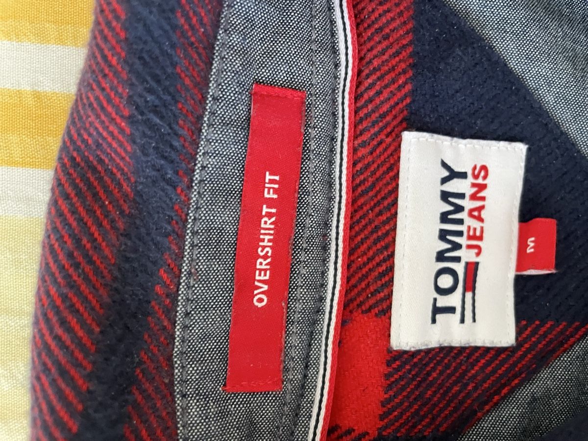 Tommy Hilfiger Jacken: Tommy Hilfiger Übergangsjacke Grösse M – Gebraucht aus Triesen von Vilela77 1