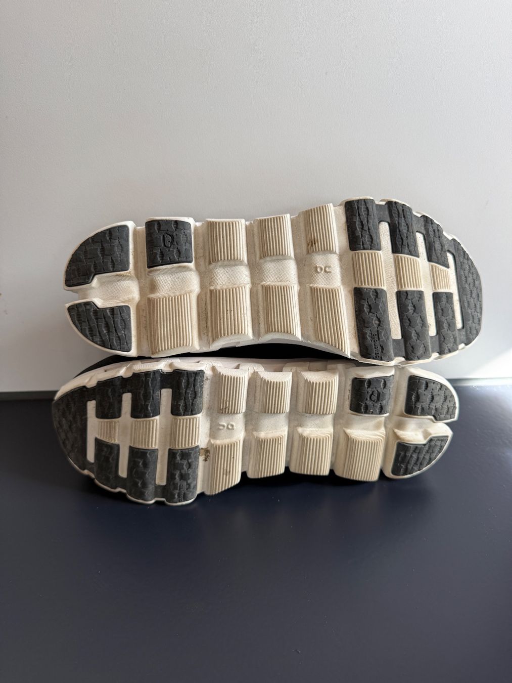 On Scarpe da uomo: On Cloudflow – Usato da Birmensdorf ZH venduto da lookingforalex 2