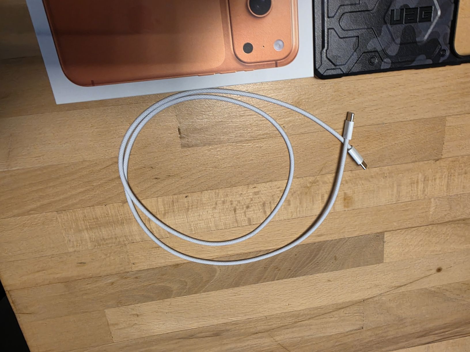 Apple Telefoni cellulari / Smartphones: iPhone 17 pro 1TB – Nuovo (secondo la descrizione) da La Roche FR venduto da toitoi69 3