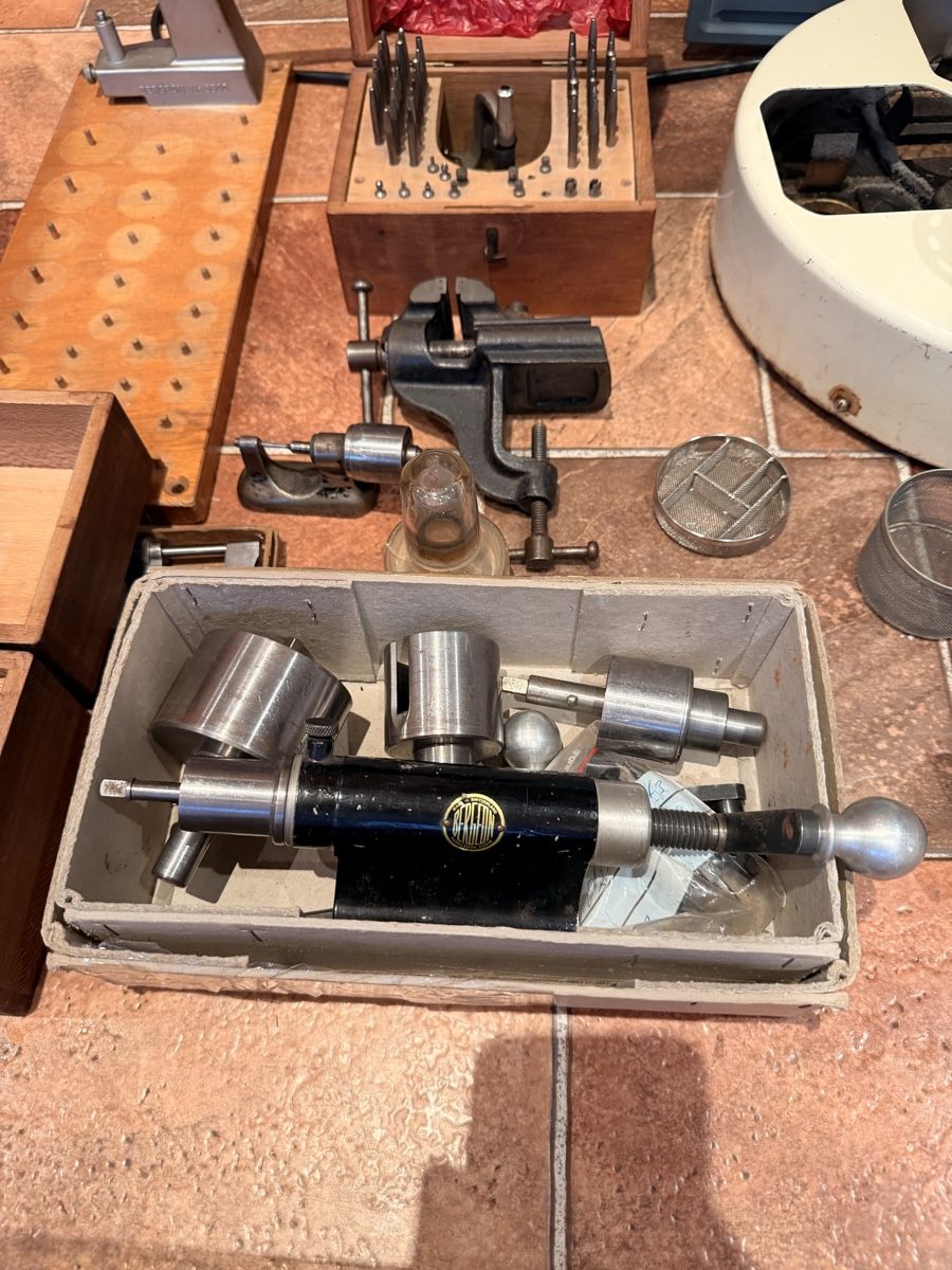Tutti gli attrezzi: Lot outils horlogerie  – Usato da Cornol venduto da swi_bv2w 4