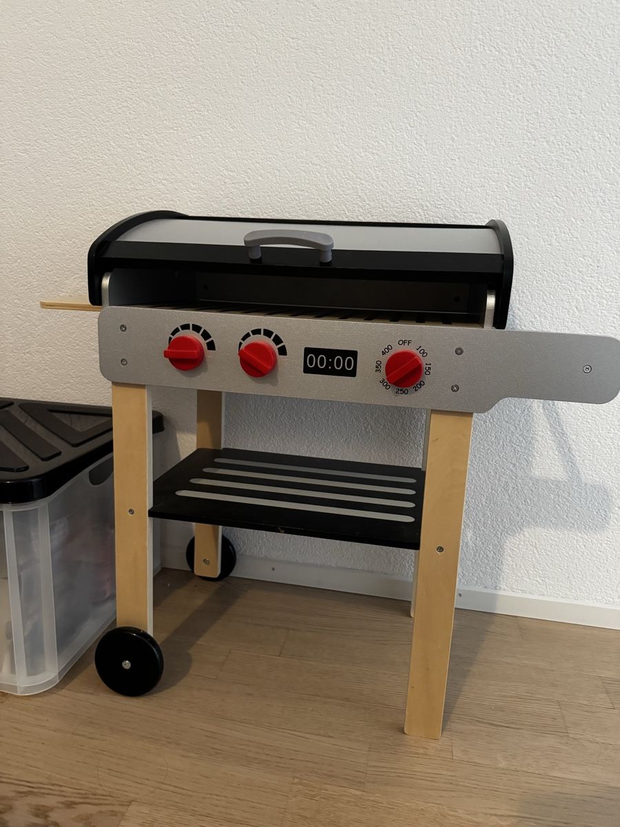 Giocattoli: Spielgrill Kinder – Usato da Wiesendangen venduto da nahema01