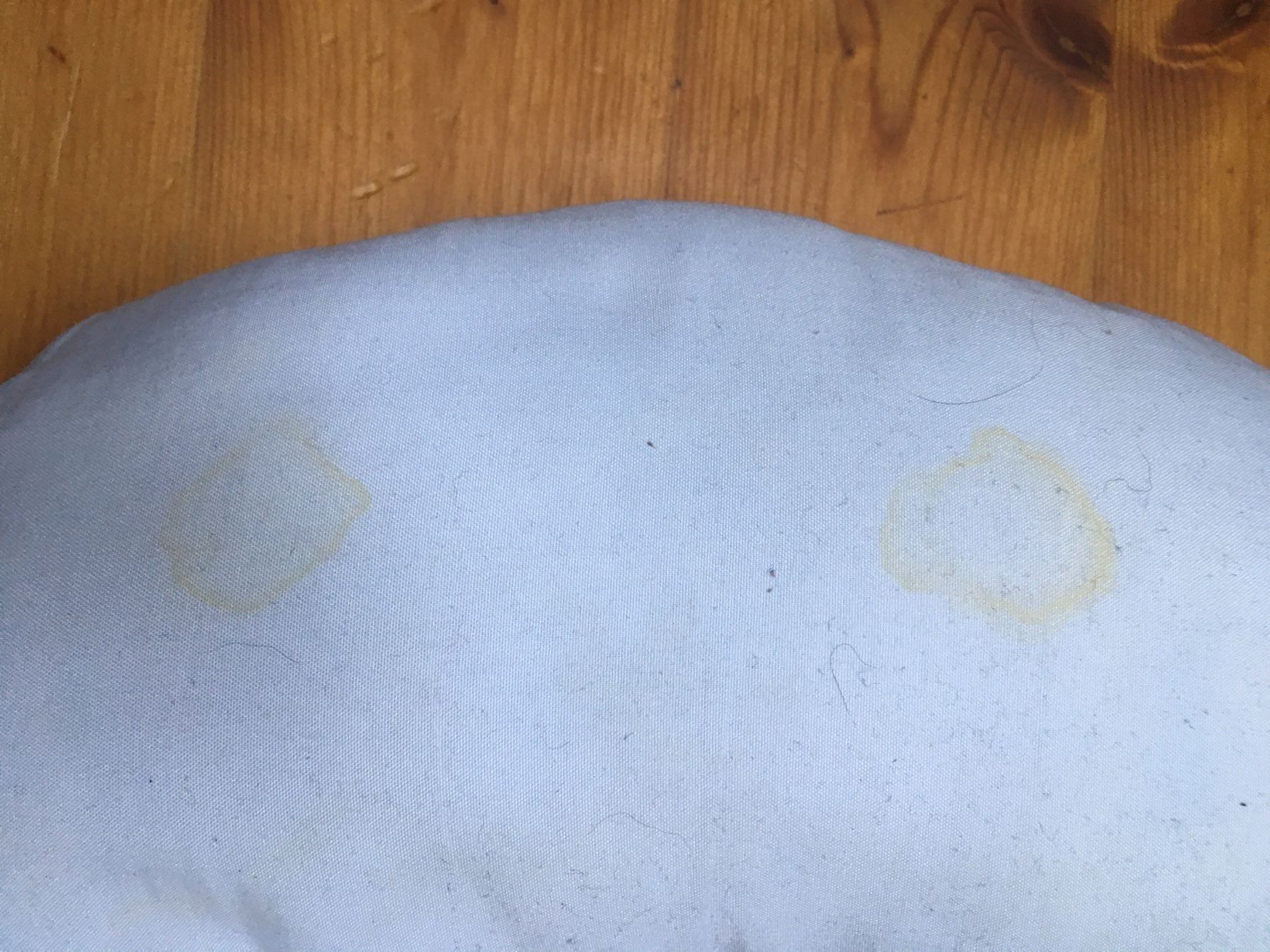 Cuscini: Nackenkissen ab CHF 0.50 – Usato da Siegershausen venduto da Bubsi83 4