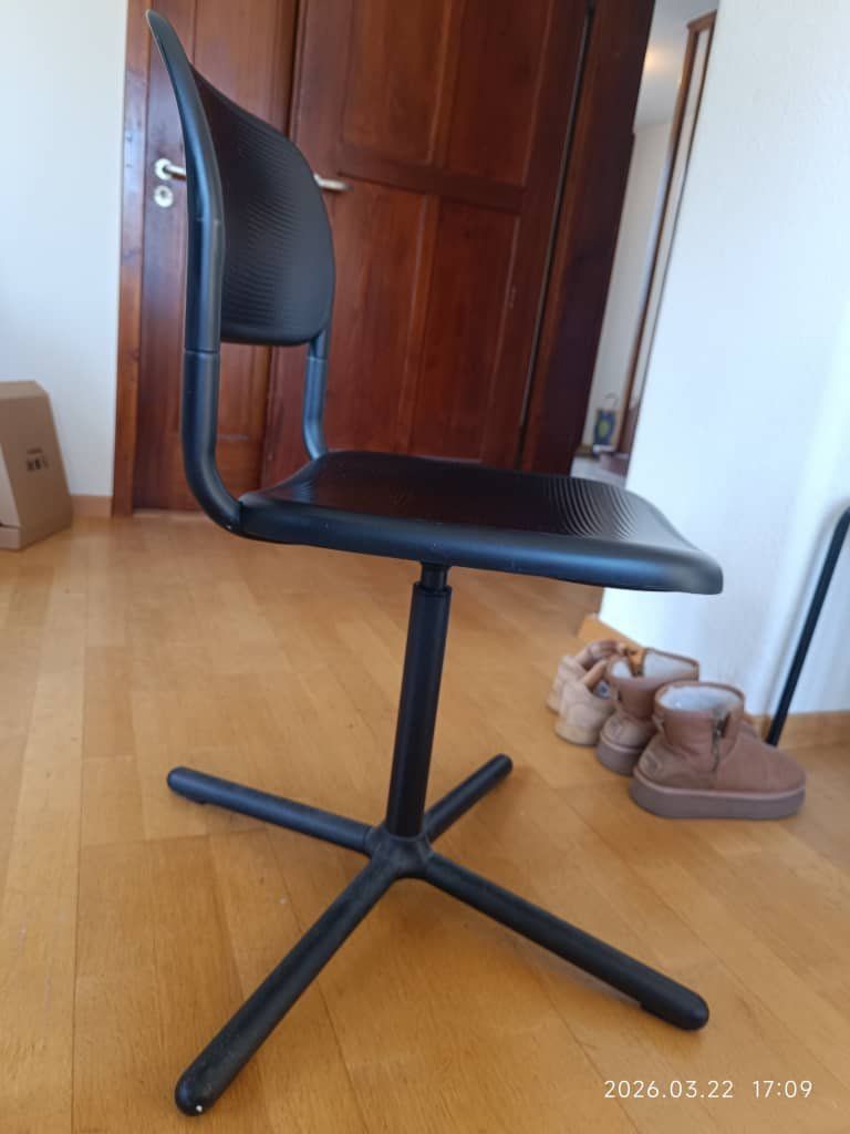Stühle: Chaise hauteur reglable – Gebraucht aus Zürich von odu_qrd9 1