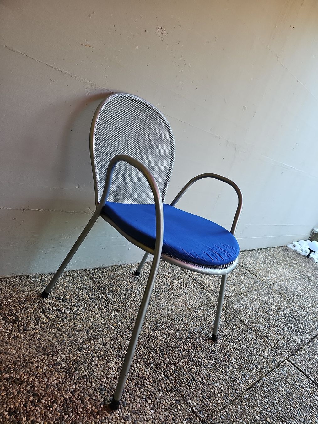 Sedie: 4 stapelbaren Garten Stühle  alu rodtfrei – Usato da wolfhalden venduto da 46464646