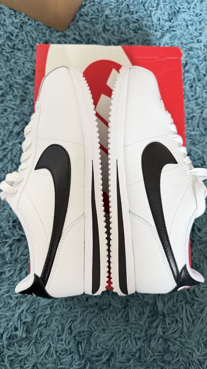 Nike Scarpe da donna: Nike Cortez White Black Leather – Nuovo e nell'imballaggio originale da Kloten venduto da liu_65tx 1