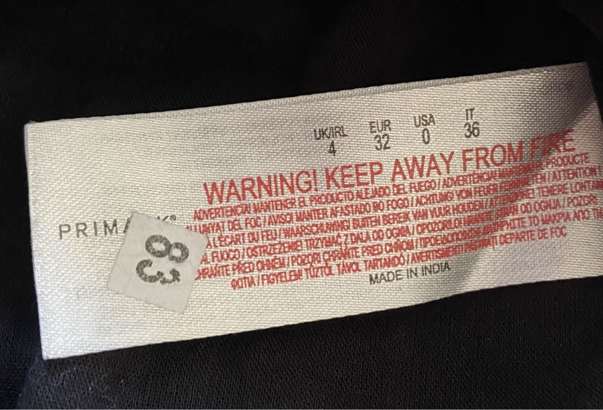 Primark Vestiti: Neues schwarzes Kleid mit Lochmuster, Grösse 32 – Nuovo (secondo la descrizione) da Winkel venduto da Flyhy2020 6