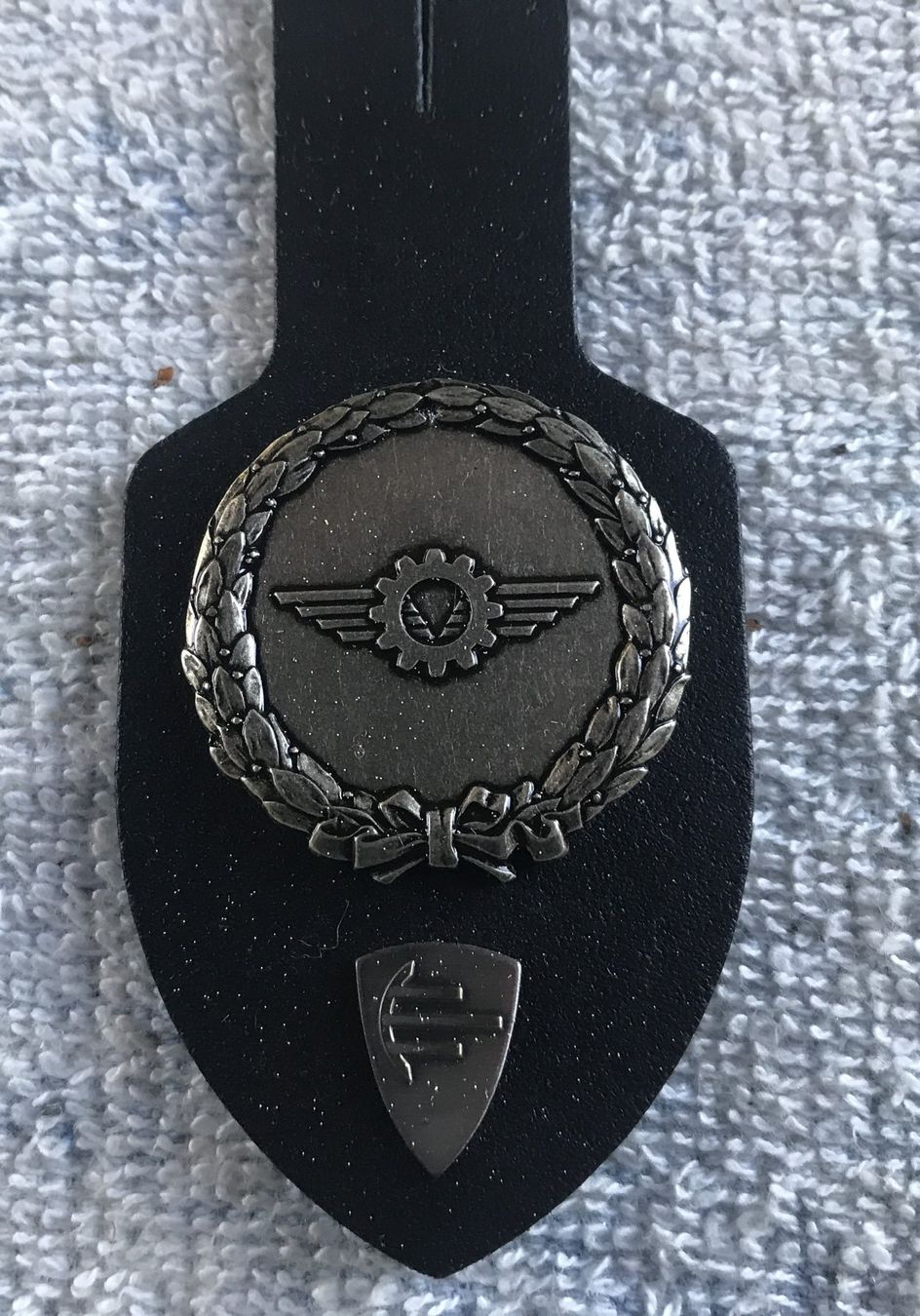 Schweizer Armee Plaketten & Abzeichen: SCHWEIZER ARMEE ABZEICHEN – Gebraucht aus Ostermundigen von wini63 1