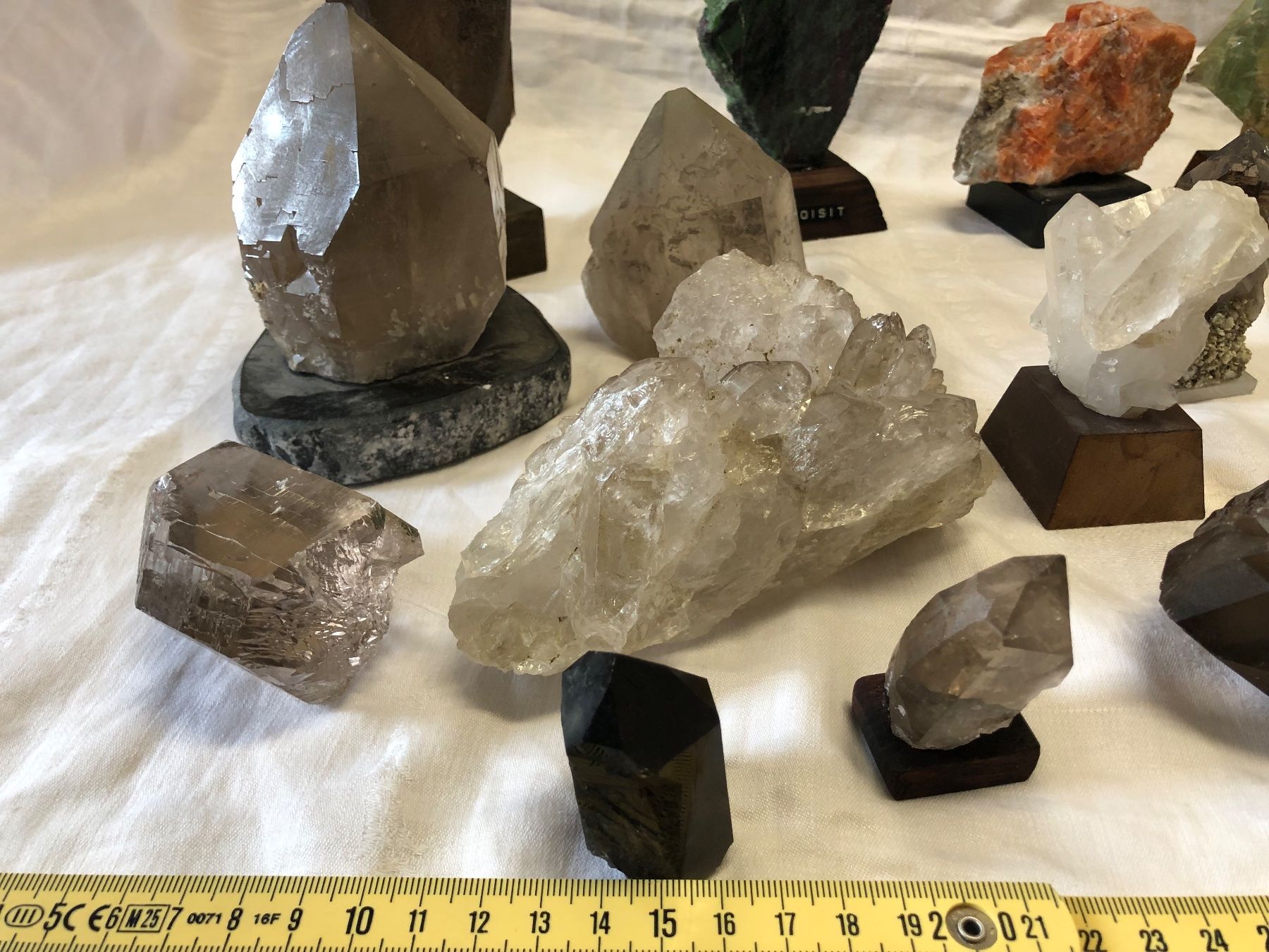 Minerali & Pietre curative: Diverse Edelsteine / Berg-Kristalle – Usato da Brunnen venduto da Allerwaren 1