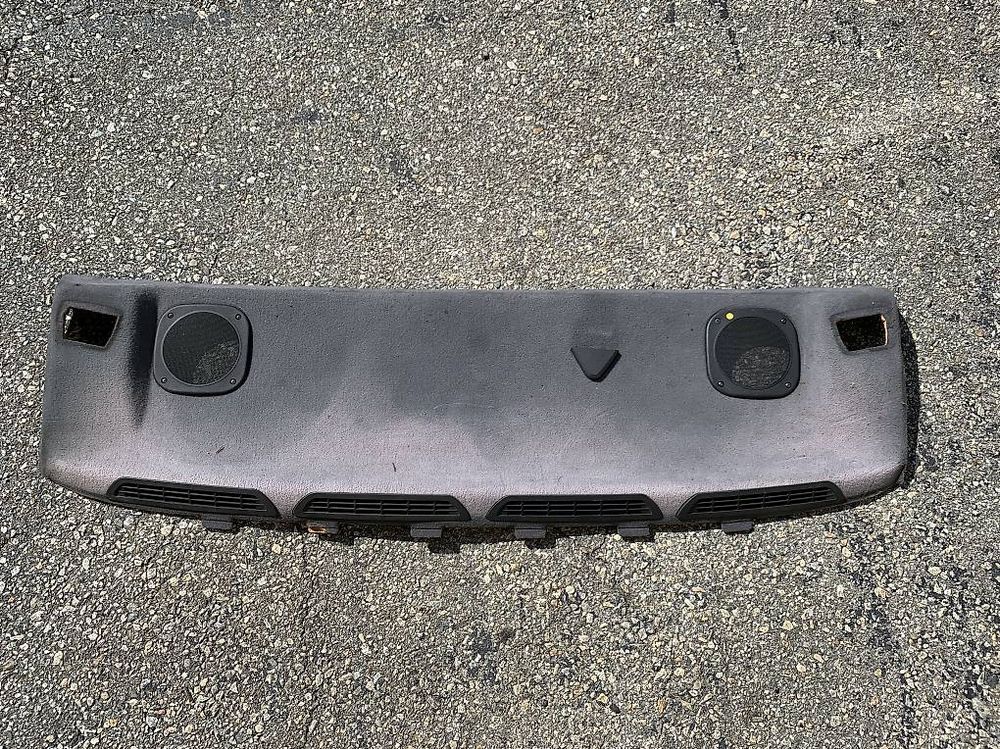 Tutti pezzi di ricambio auto: Bmw e30 original teile – Usato da Biasca venduto da dam_v27g 3