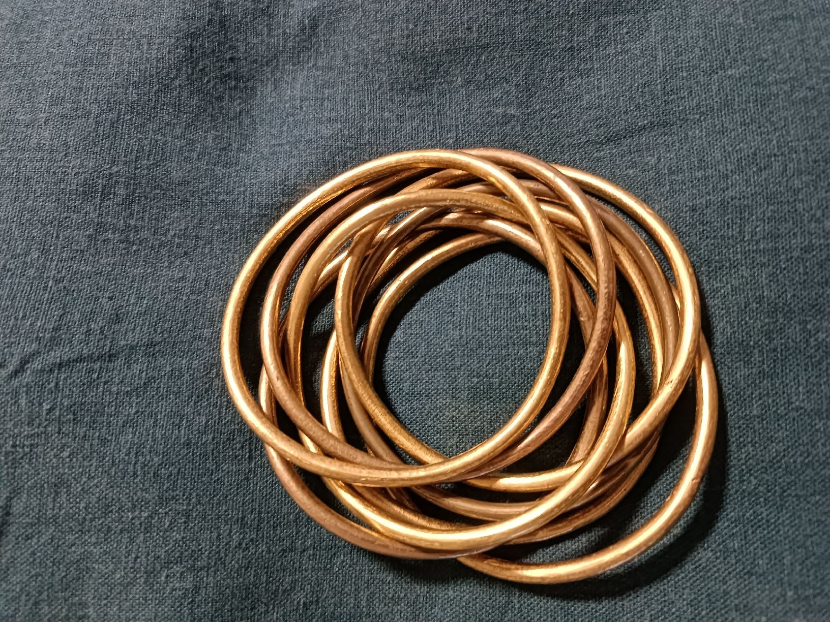 Bracciali & Braccialetti: Braccialetti rigidi in ottone - Set di 8 – Usato da Bellinzona venduto da JasIvo