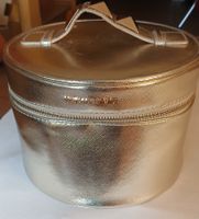 VICTORIA'S SECRET BEAUTY CASE Gold