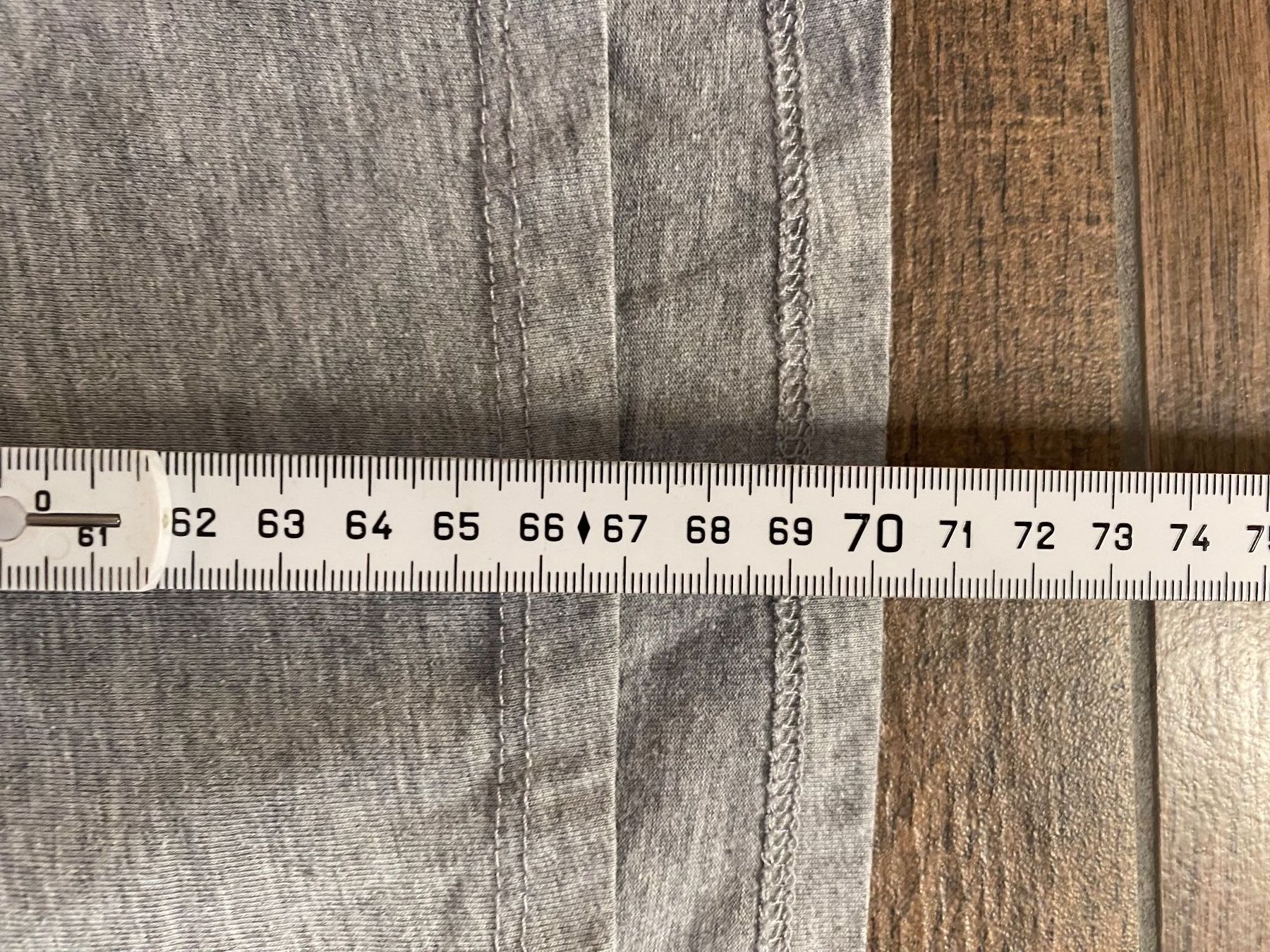 Asos T-Shirts: Asos T-Shirt grau rot Gr. 52 – Gebraucht aus Pratteln von a23_j2gs 3