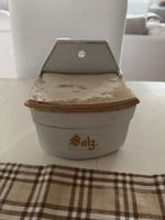 Alter Salzbehälter shabby