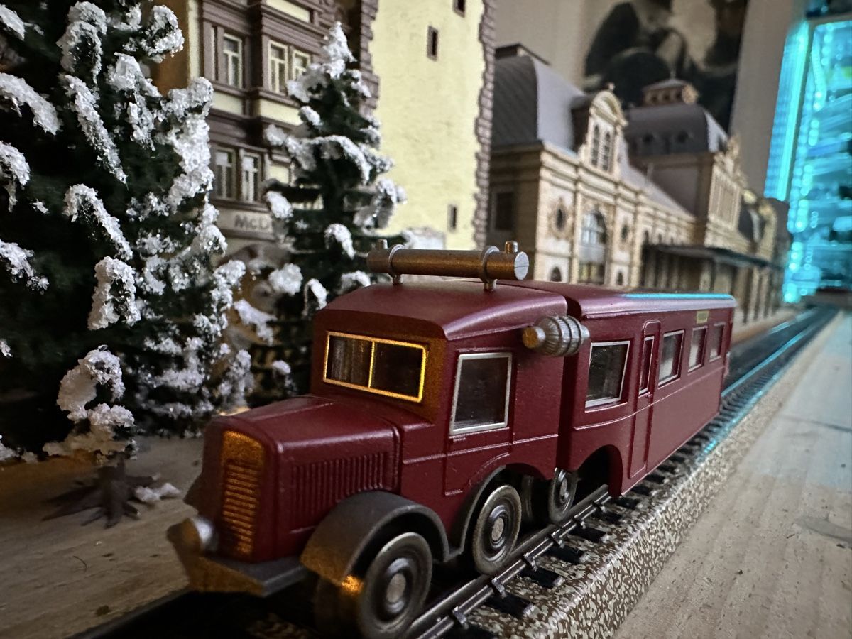 Märklin Modellini di ferrovie: Märklin 3124 Micheline – Usato da Lupsingen venduto da New-Haven