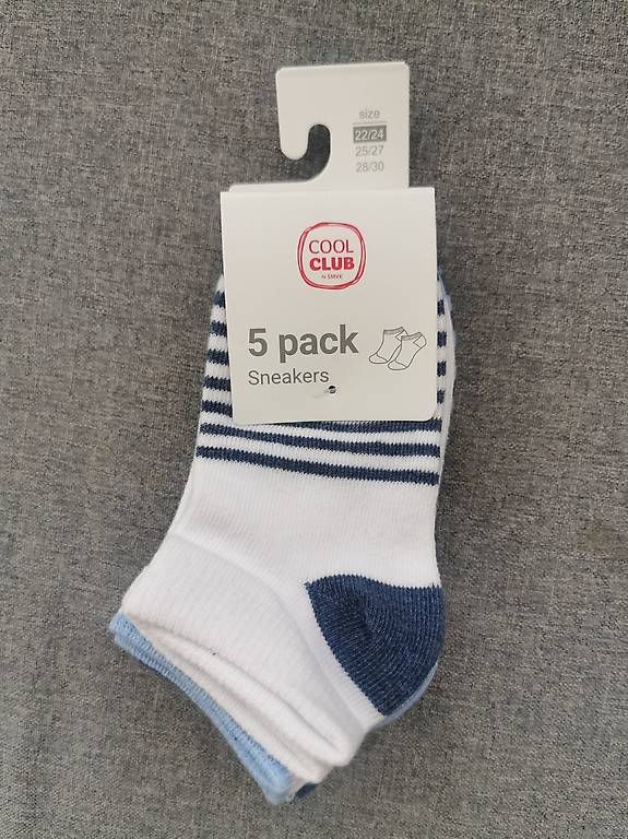 Chaussettes: Socken 22-24 neu, in Originalverpackung – D'occasion à Dietikon par Sandra_Luka