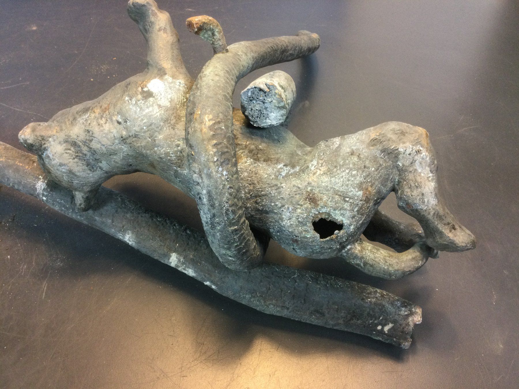 Sculptures & Statues: Defekte Bronce Schlange mit Beute Katze oder ändlich – Défectueux à Wangen SZ par kuriosum12 3