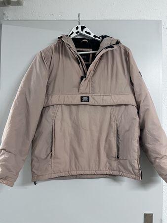 Winterjacke Pull and bear GrösseS