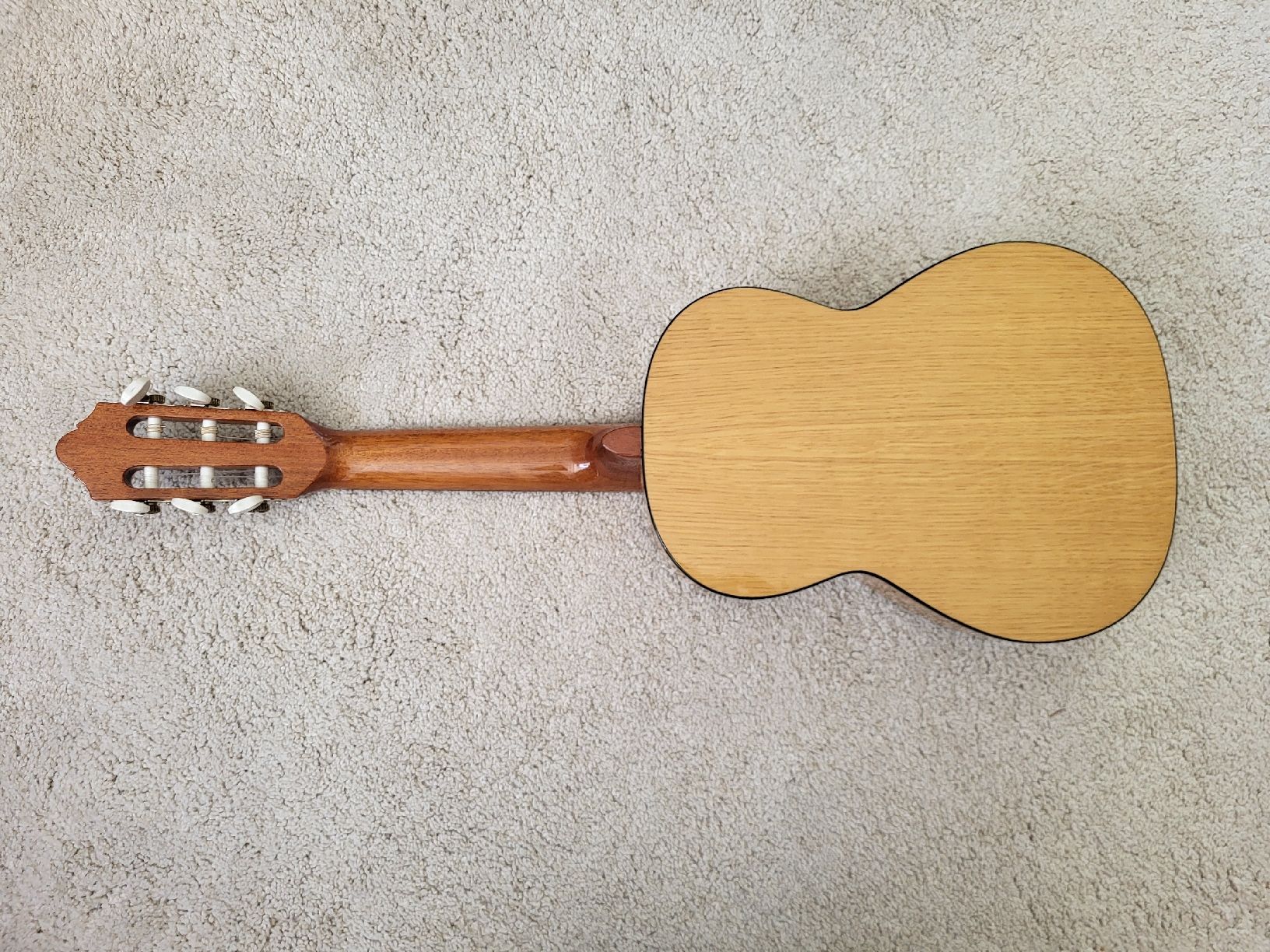Musikinstrumente: Kindergitarre – Gebraucht aus Zürich von Mumpiz 1