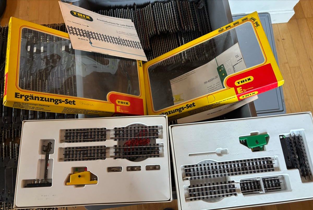 Trix Trains électriques: Trix Express Sammlung komplett – D'occasion à Reichenburg par Pfaffaruetti 5