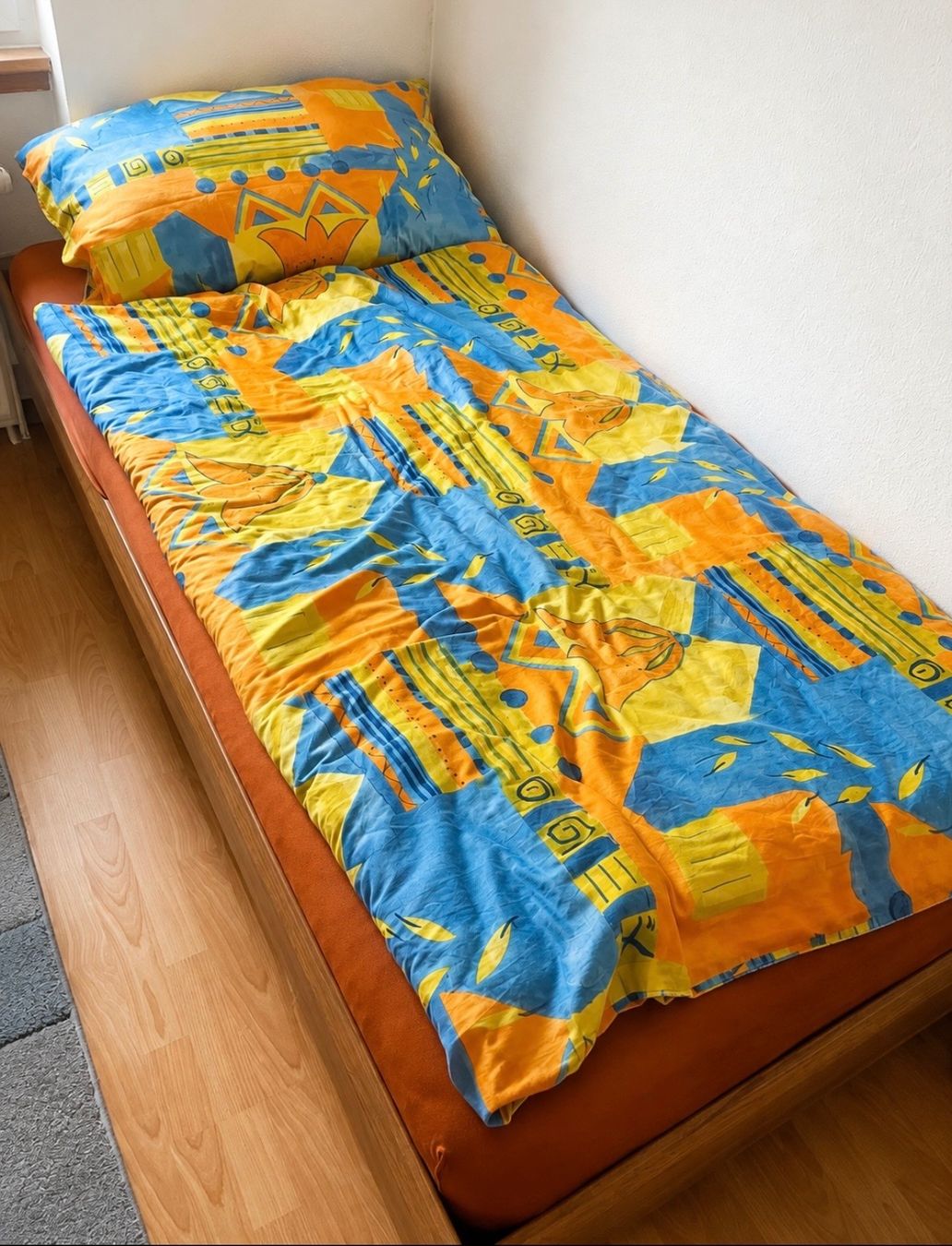 Lits: Bett 200x90 – D'occasion à Trimbach par ClaudioM03