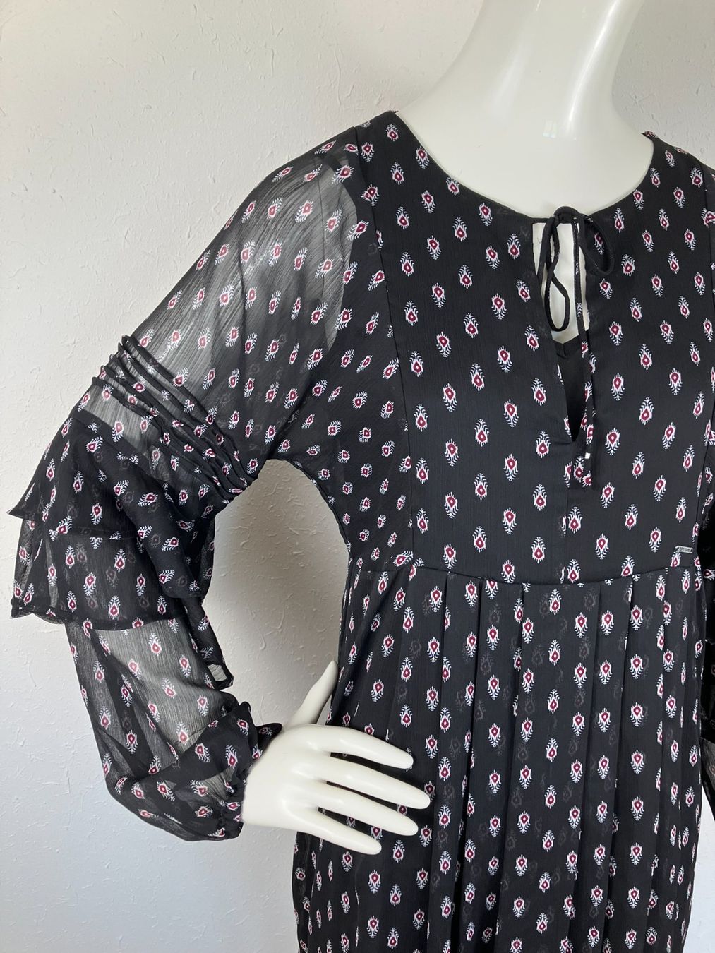 Pepe Jeans Kleider: Pepe Jeans Kleid Gr.S – Gebraucht aus Laupen ZH von kar_lfz6 2