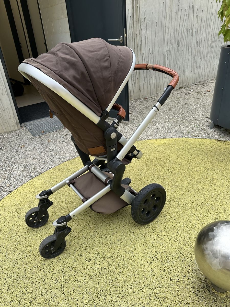 Joolz Carrozzine: Kinderwagen Joolz – Usato da Dietikon venduto da mike.thorton