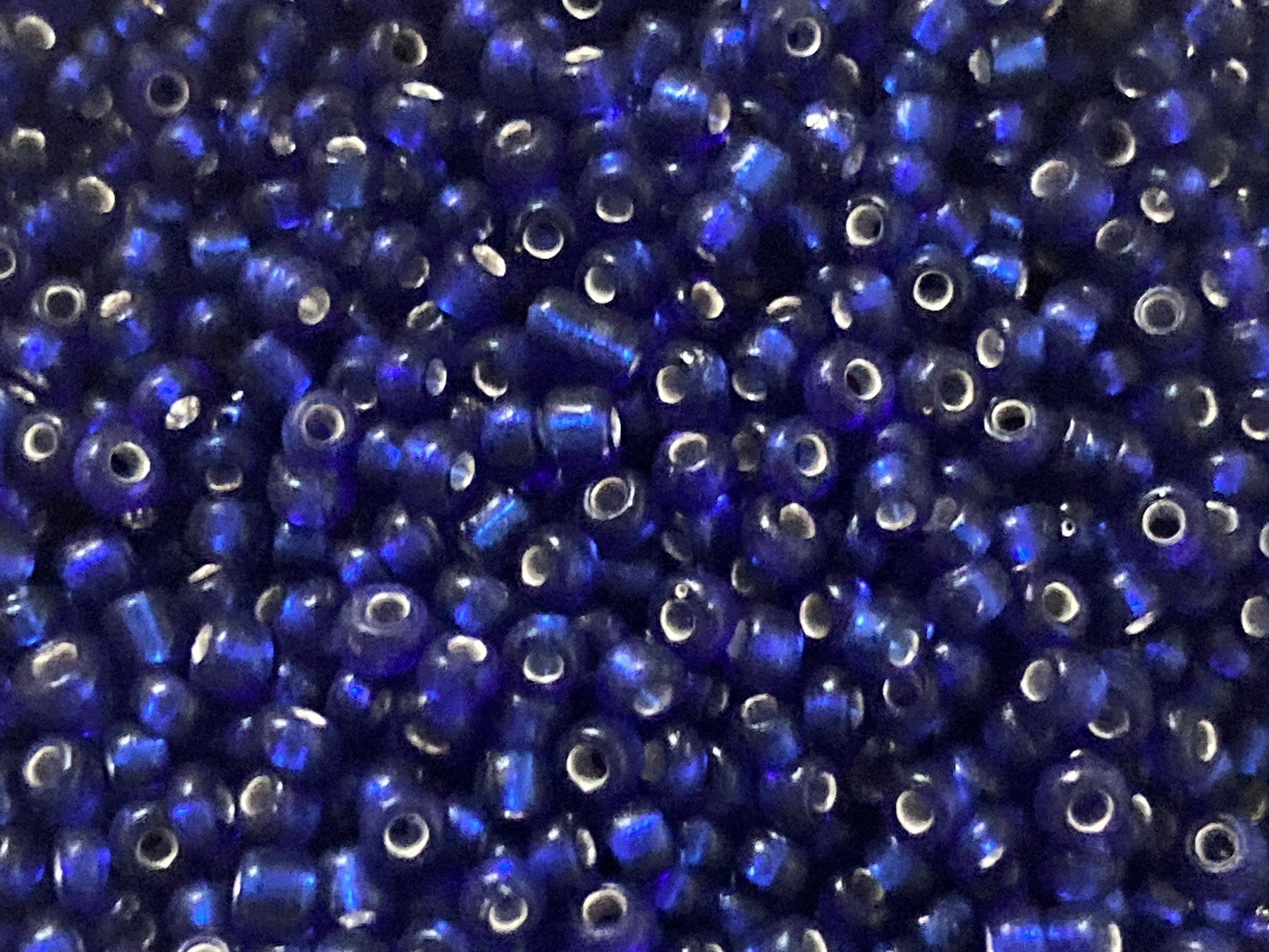 Perle (finte): Rocailles Perlen BLAU 150 g – Nuovo (secondo la descrizione) da Erlach venduto da Schaliko 1