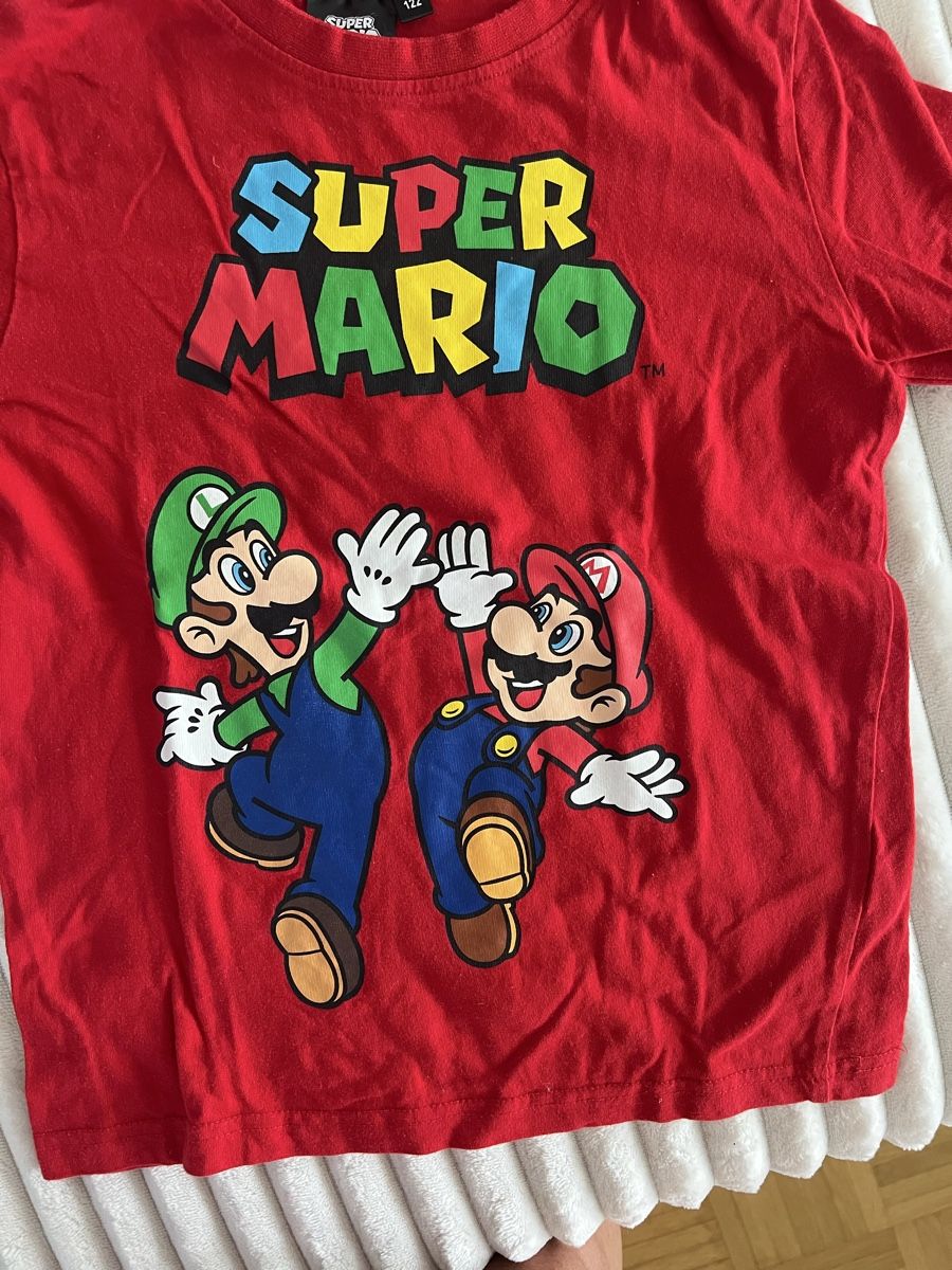 Maglioni & Felpe: SUPER MARIO SWEATSHIRT NEUWERTIG GR 122 – Usato da Basel venduto da theo-g77 1