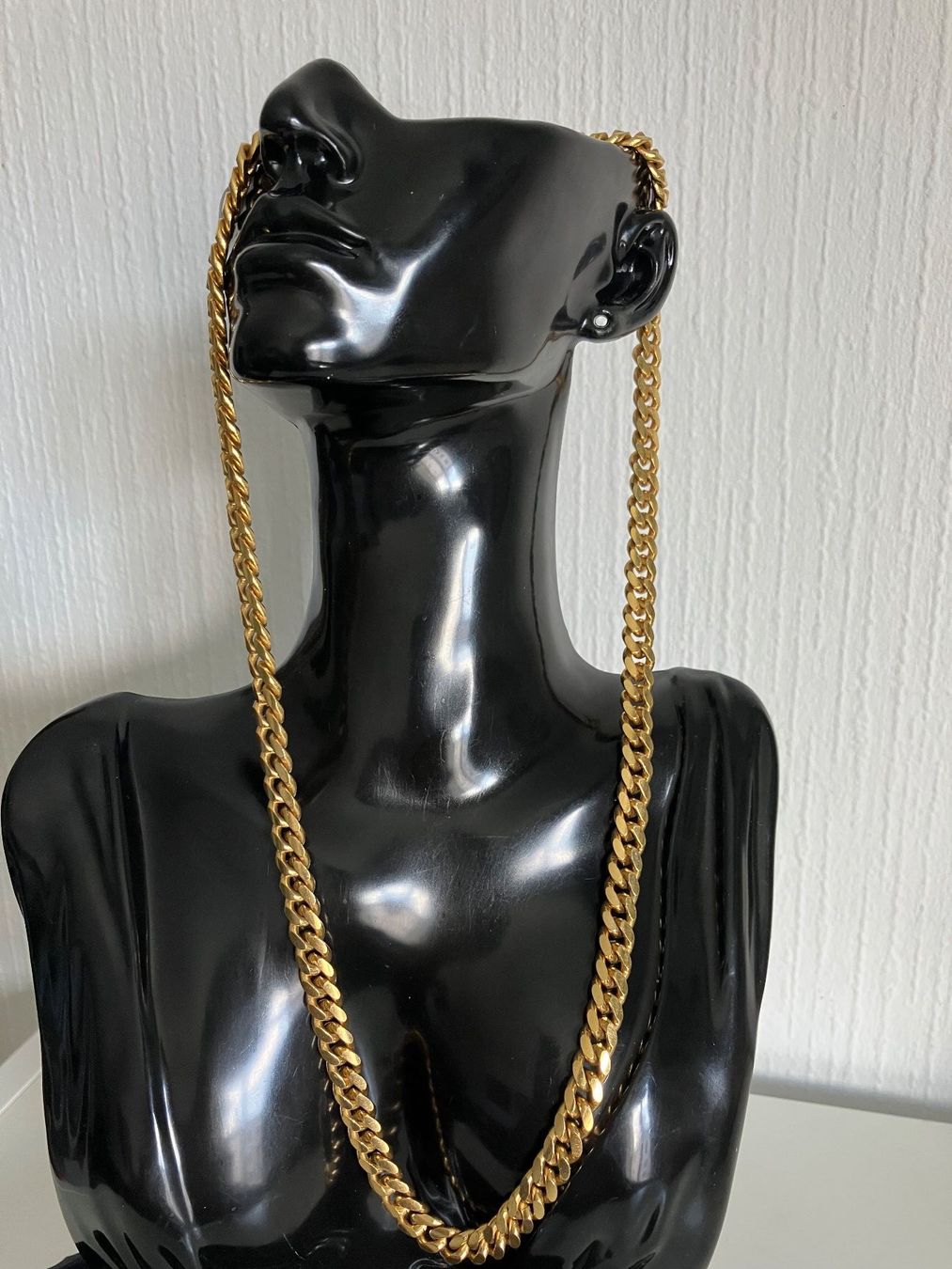 Colliers: Collier Vintage grosse maille dorée -  signe BG – D'occasion à Peseux par Cresus27 1