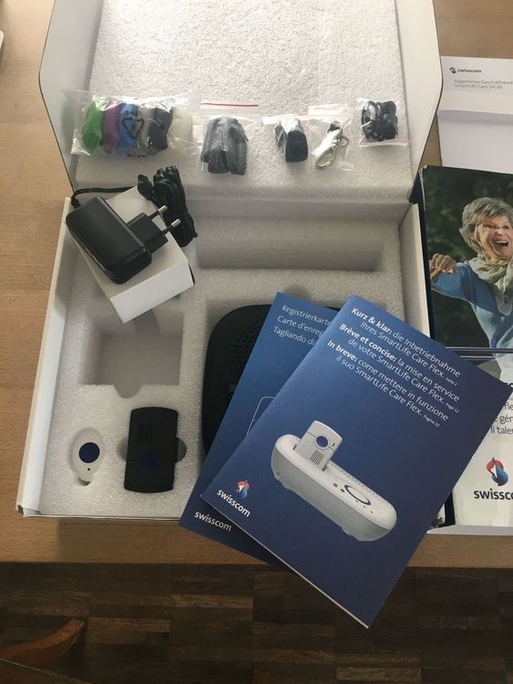 Notrufgerät SmartLife Care Flex, schwarz (unbenutzt) (Neu (gemäss ...