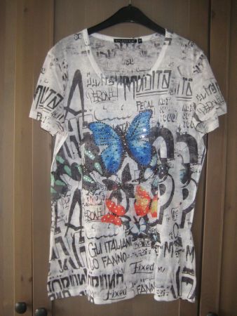 Tolles Shirt Studio E.B. mit Print Schmetterling Größe M