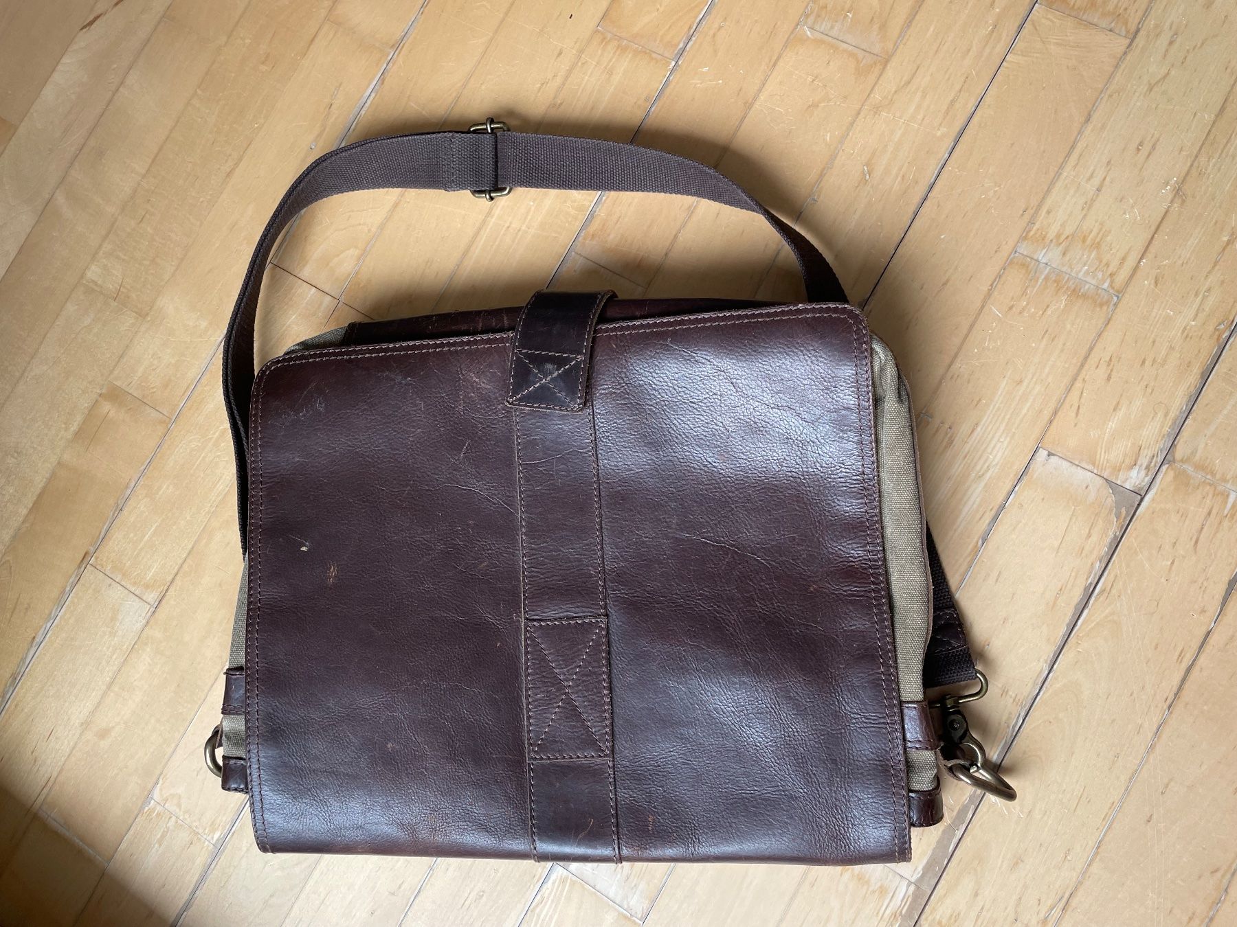 Sacs: Ledertasche – D'occasion à Basel par pau_c6lw