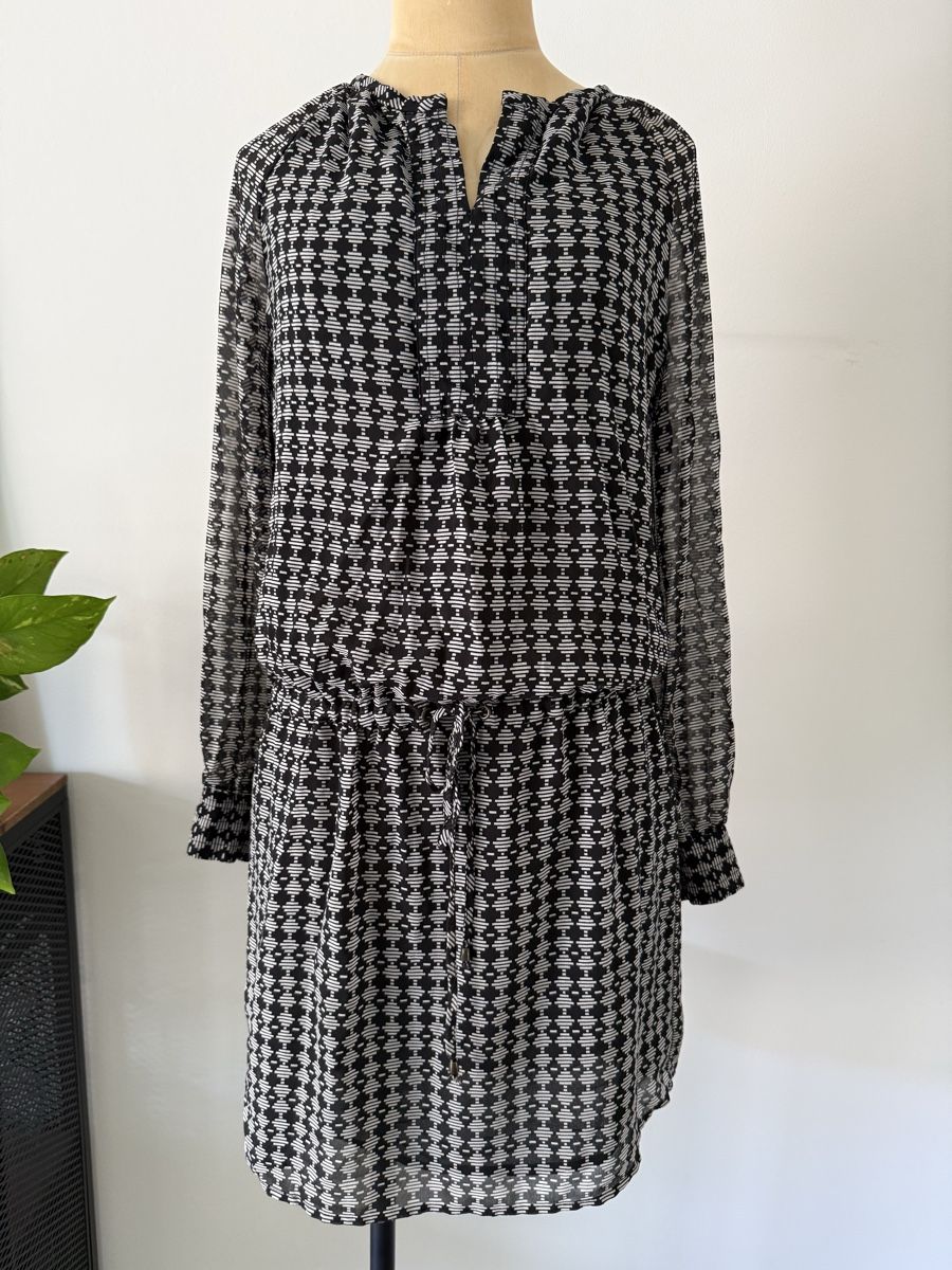 Maddison Kleider: Maddison Kleid Gr.36 Schwarz Weiss Boho Langarm – Gebraucht aus Lugano von rebecca.wardrobe 1