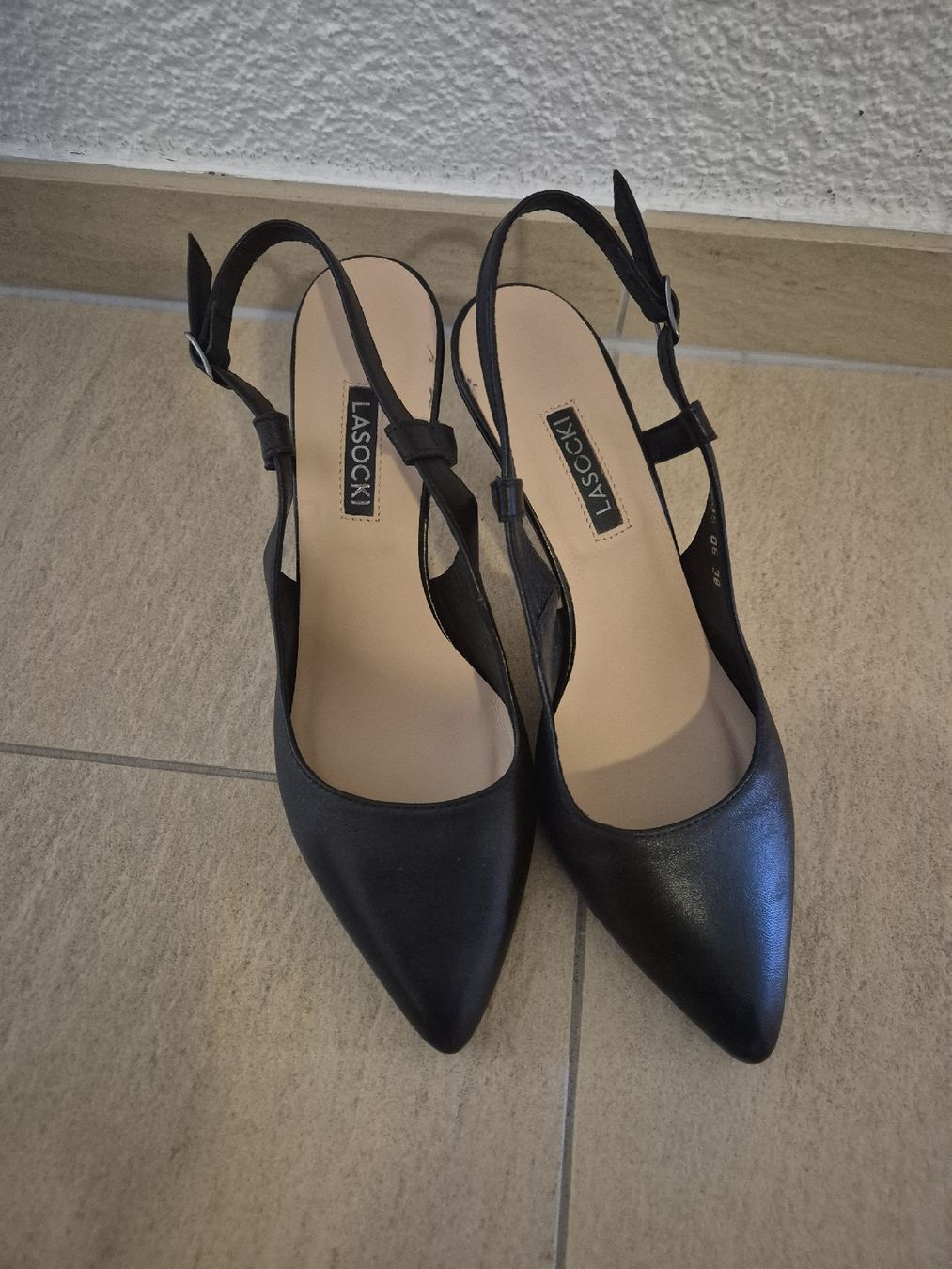 Scarpe da donna: Damenschuhe schwarz, Lasocki, Grösse 38 neu – Nuovo (secondo la descrizione) da Worb venduto da Mar-89