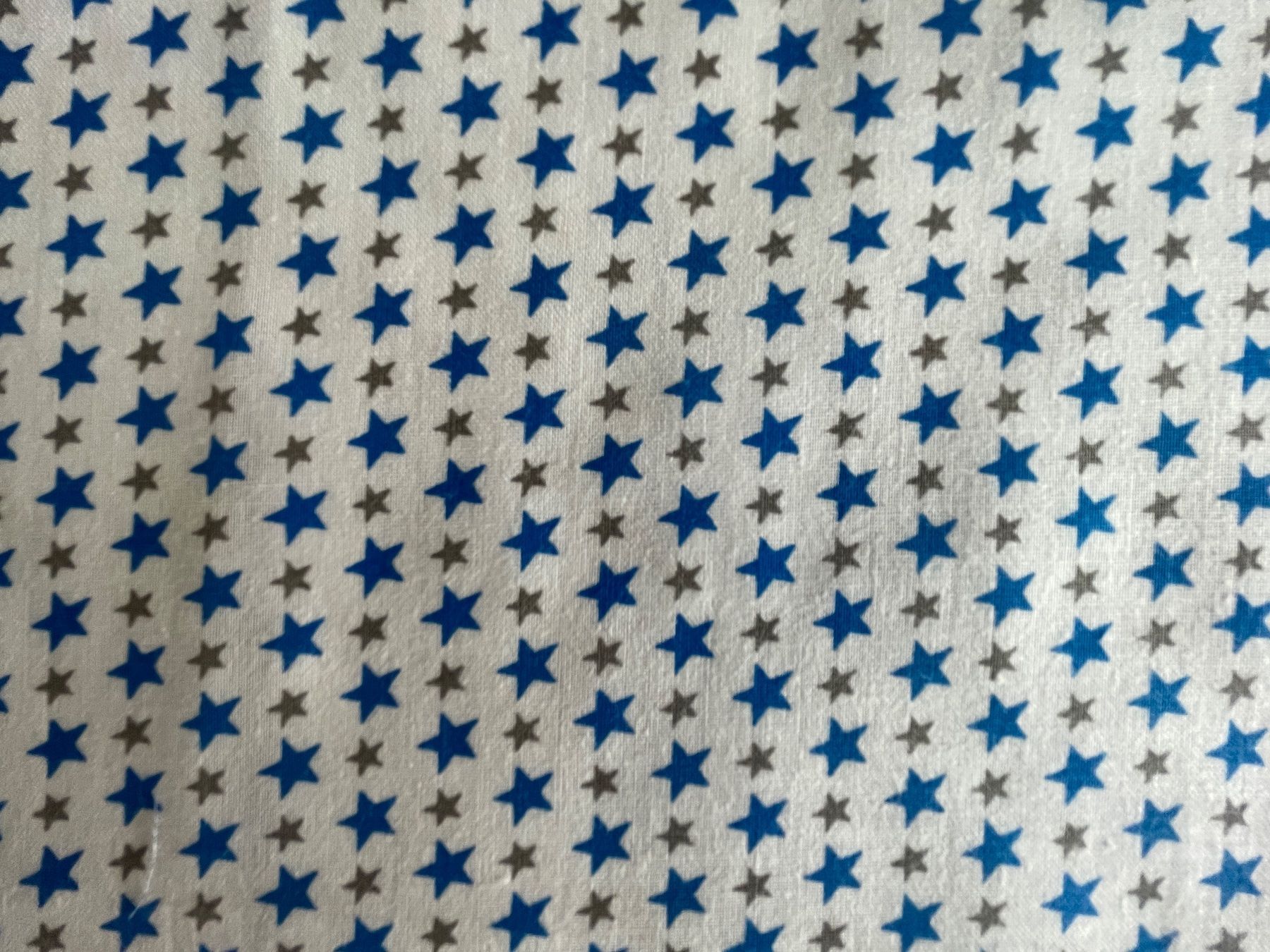 Tessuti: 2 Fat quarter/Coupons patchwork & couture - Bulldog Etoiles – Nuovo e nell'imballaggio originale da Gland venduto da san_xz5j 4