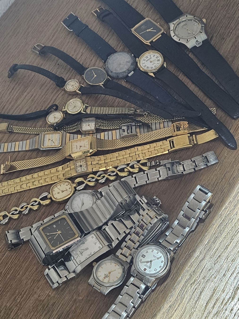 Orologi: Unkontrolliert/Defect Schweizer Uhrenlot 18x – Usato da Flamatt venduto da pie_f9zm