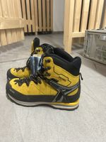 Meindl Hiking Boots Yellow Size 11 UK New
