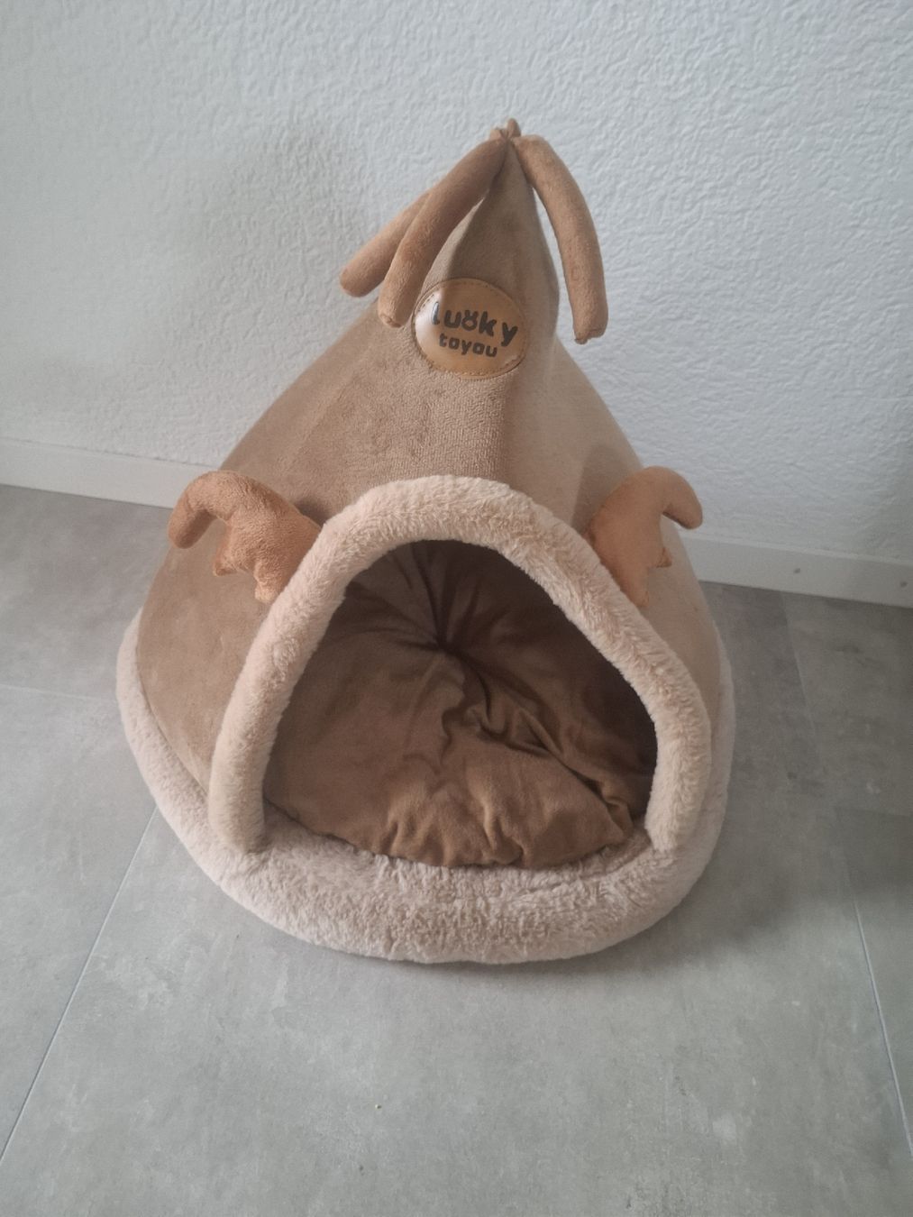 Cucce & Letti: Tente douillette pour chat, neuve! – Nuovo (secondo la descrizione) da Yverdon-les-Bains venduto da Layla5919