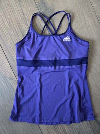 Adidas fitness top mit BH