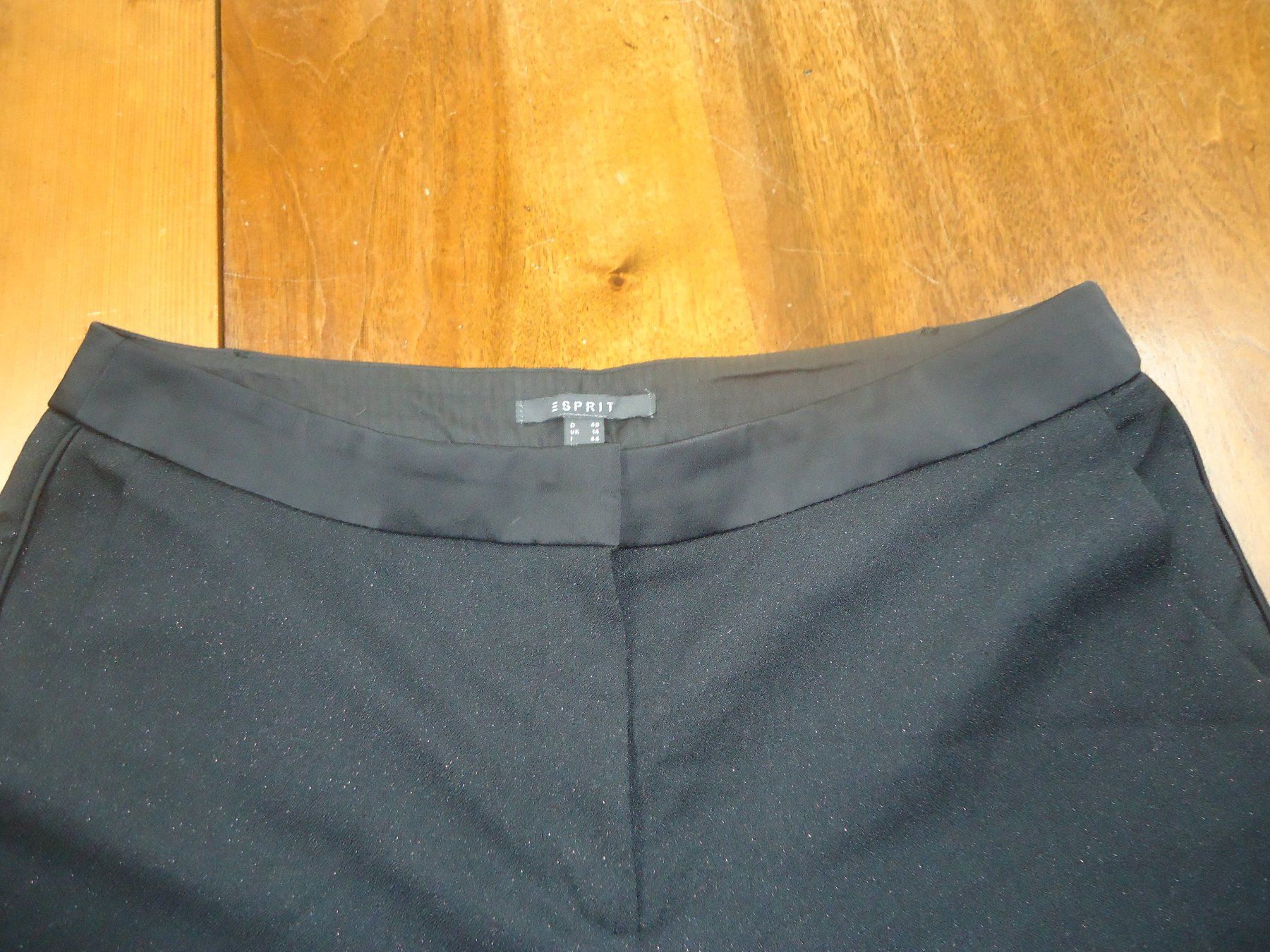 Esprit Pantaloni: Pantalon femme - Esprit - 40 – Usato da Vessy venduto da mafabe 2