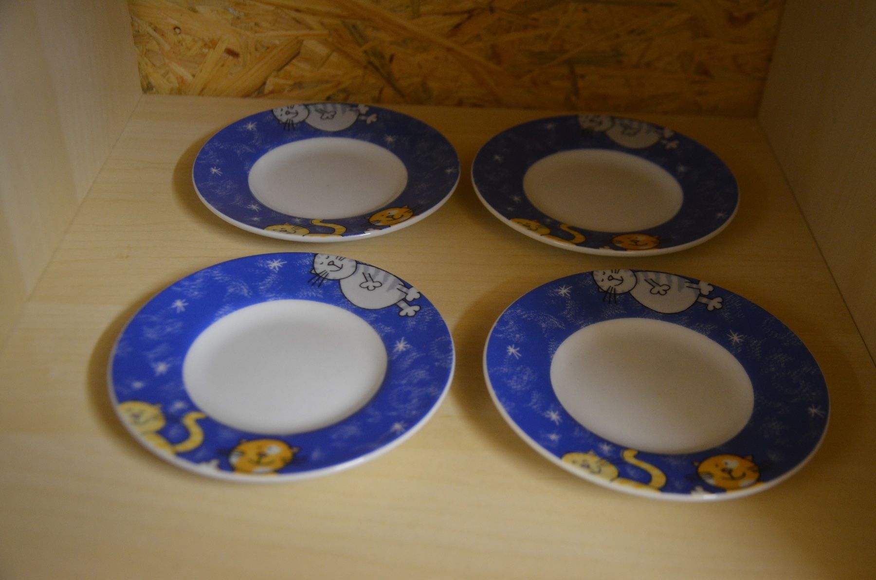 Piatti: 4 STUCK APERO TELLER – Usato da Chiasso venduto da Dolly015