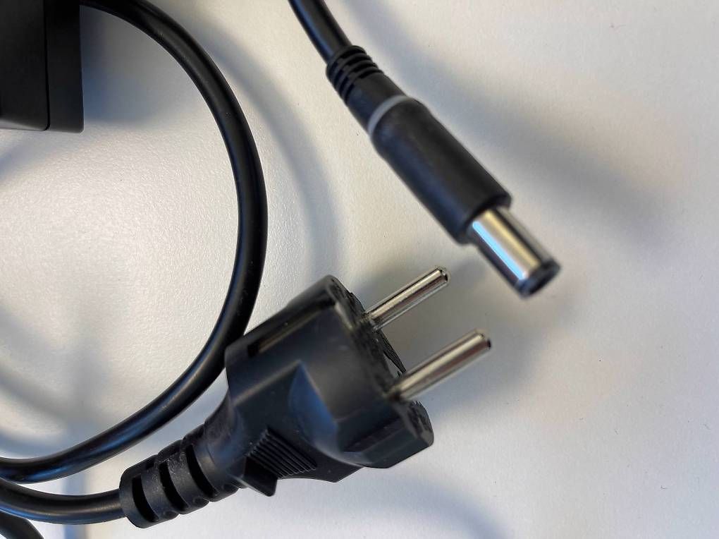 Caricabatterie: Chargeur PC portable Dell – Usato da Genève venduto da JWLIU 2