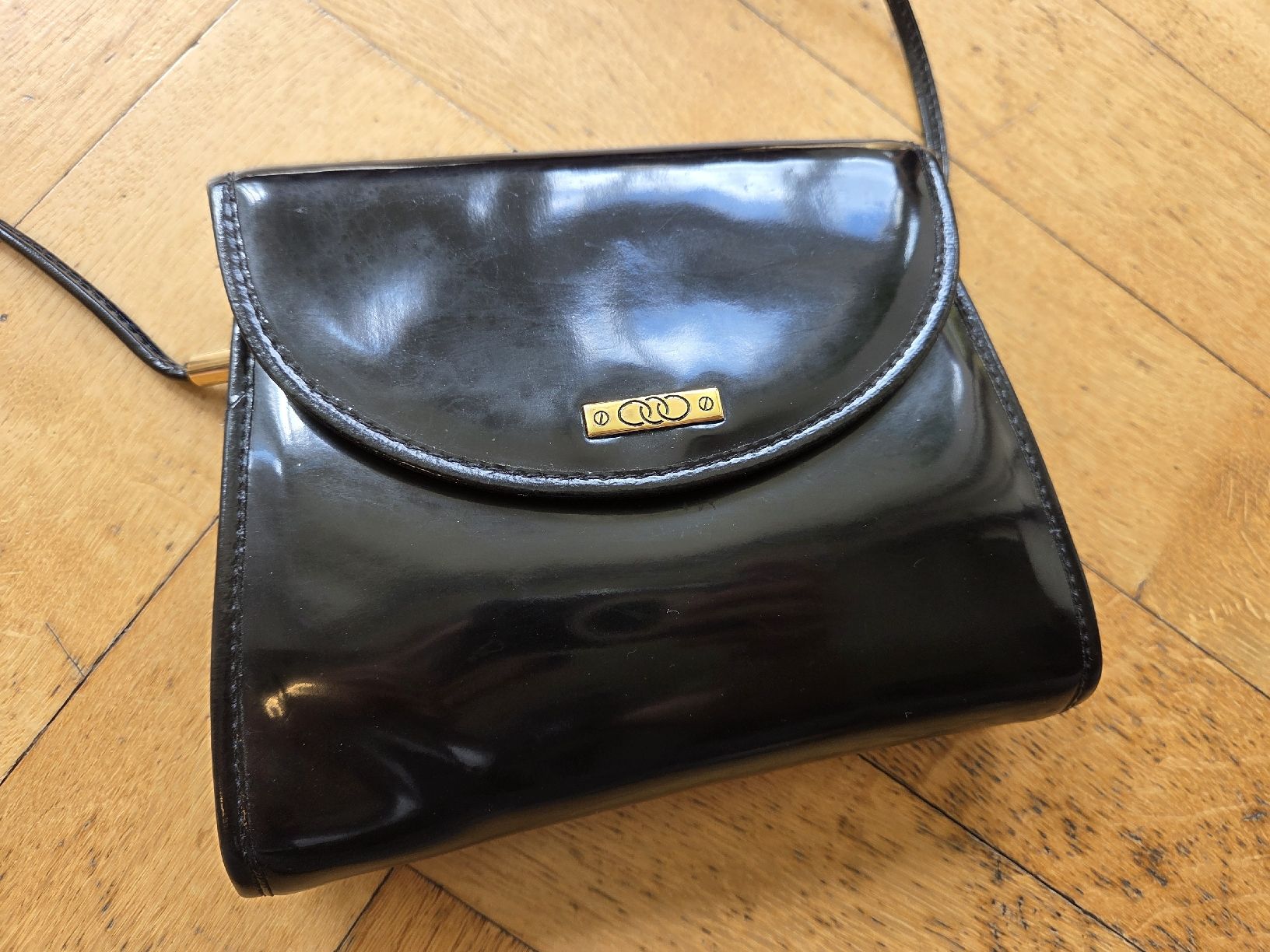 Taschen für Damen: Sac vintage verni noir – Gebraucht aus Territet von Cenh 2