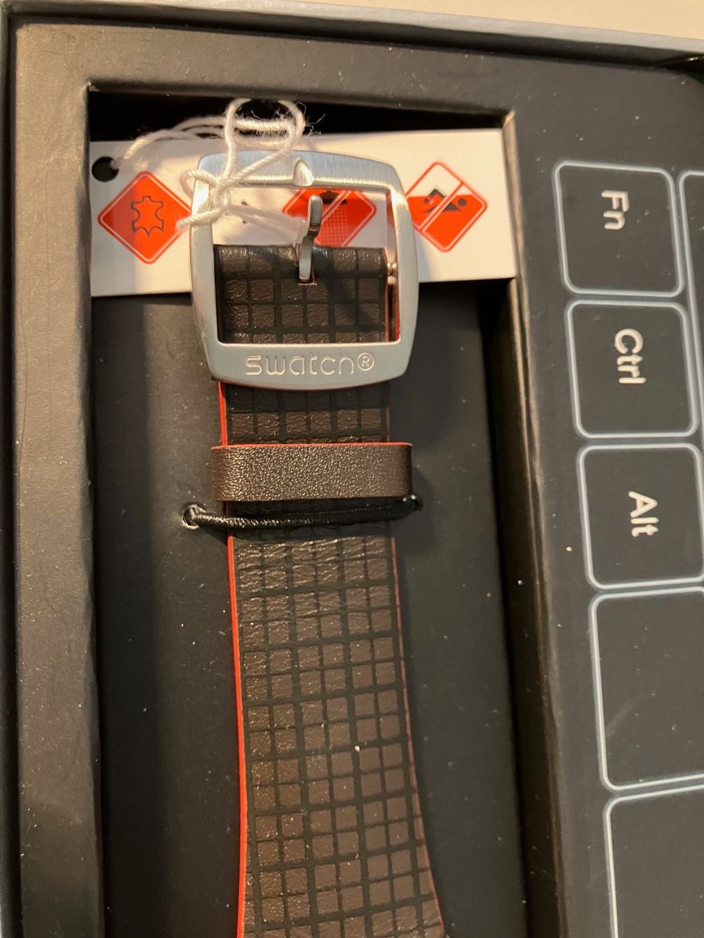 Swatch Orologi: Swatch James Bond SS07Z102 2020 – Nuovo e nell'imballaggio originale da Aarwangen venduto da concorde58 4